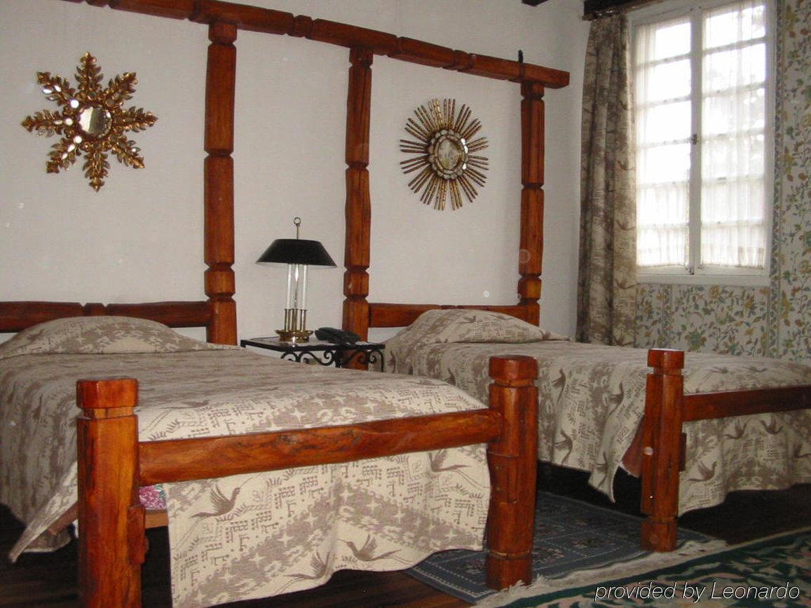 Hotel Los Alpes Quito Rum bild